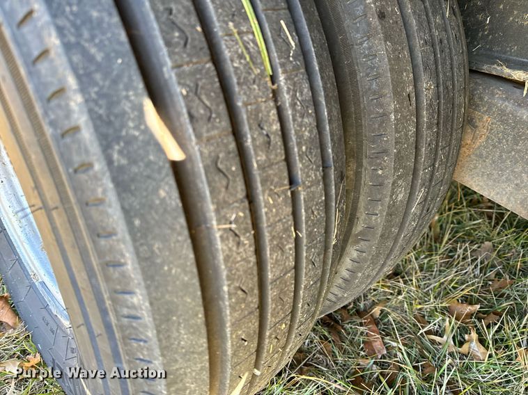 image for item NM9197 2014 Texas Pride  equipment trailer