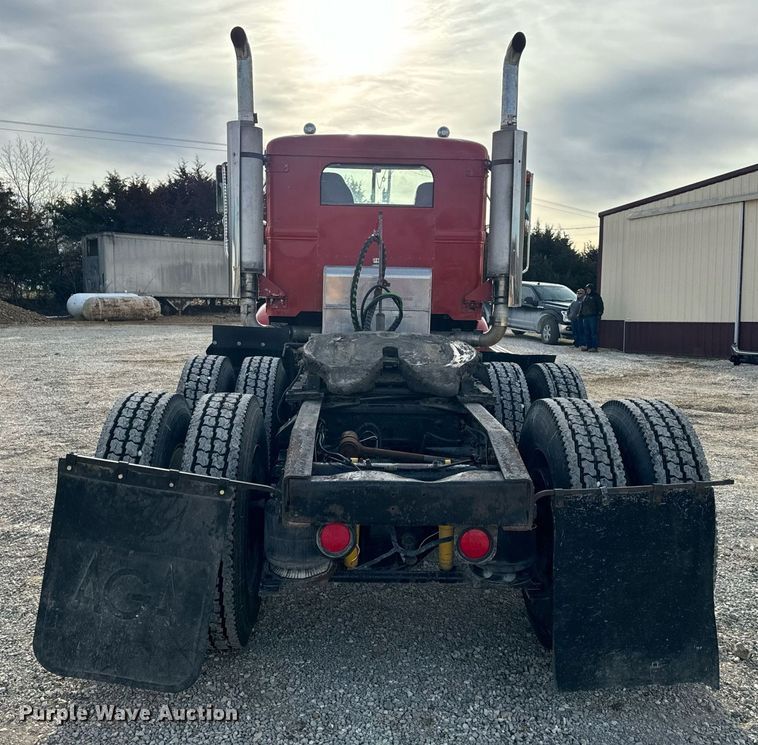 image for item NM9199 1991 Western Star 5900  semi truck