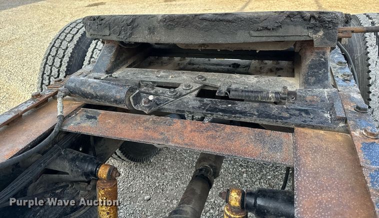 image for item NM9199 1991 Western Star 5900  semi truck