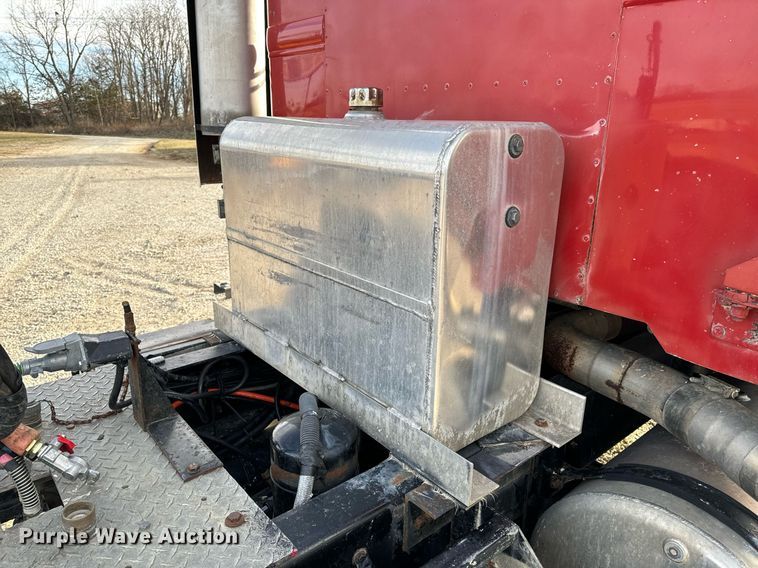 image for item NM9199 1991 Western Star 5900  semi truck