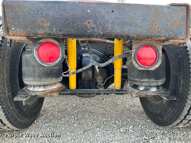 image for item NM9199 1991 Western Star 5900  semi truck