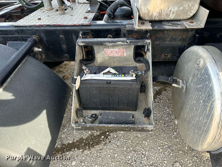 image for item NM9199 1991 Western Star 5900  semi truck