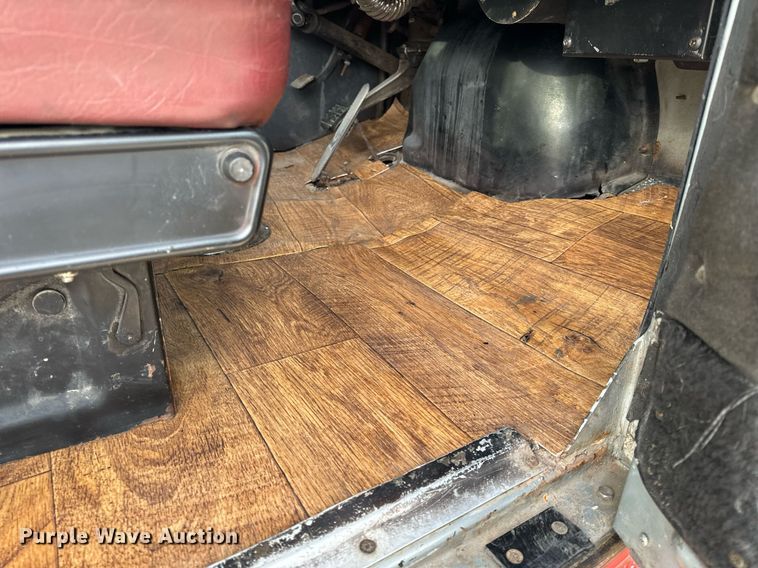 image for item NM9199 1991 Western Star 5900  semi truck