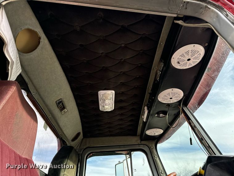 image for item NM9199 1991 Western Star 5900  semi truck