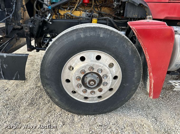 image for item NM9199 1991 Western Star 5900  semi truck