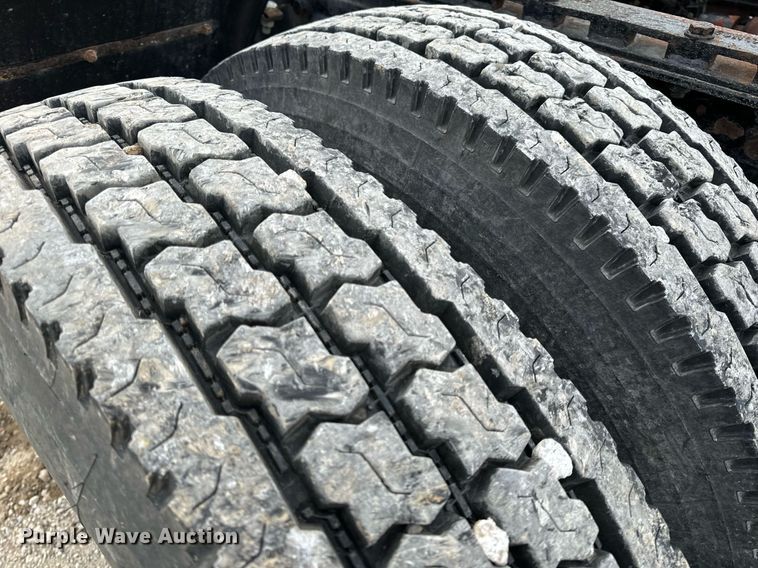 image for item NM9199 1991 Western Star 5900  semi truck