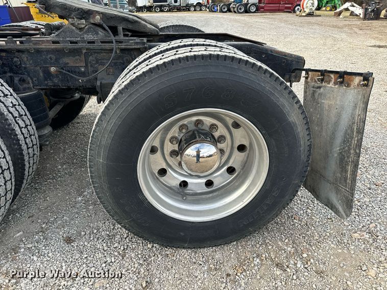 image for item NM9199 1991 Western Star 5900  semi truck