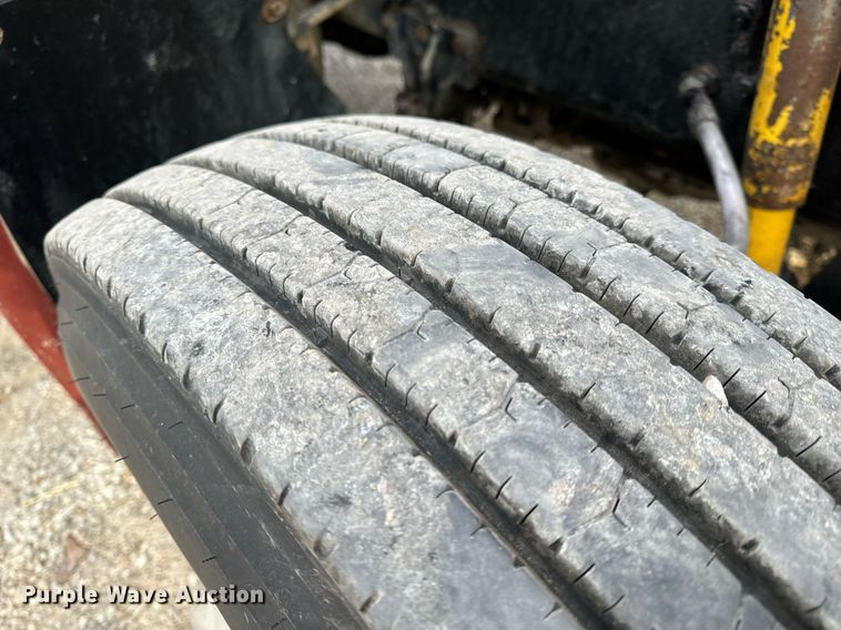 image for item NM9199 1991 Western Star 5900  semi truck