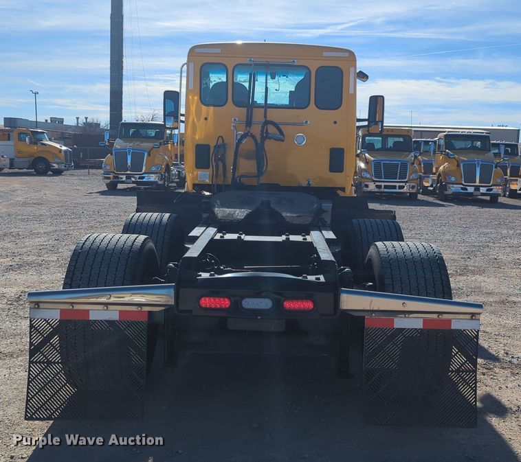 image for item OD9106 2020 Kenworth T680  semi truck