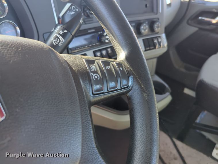 image for item OD9106 2020 Kenworth T680  semi truck