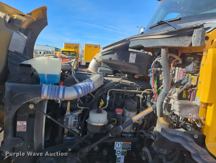 image for item OD9106 2020 Kenworth T680  semi truck