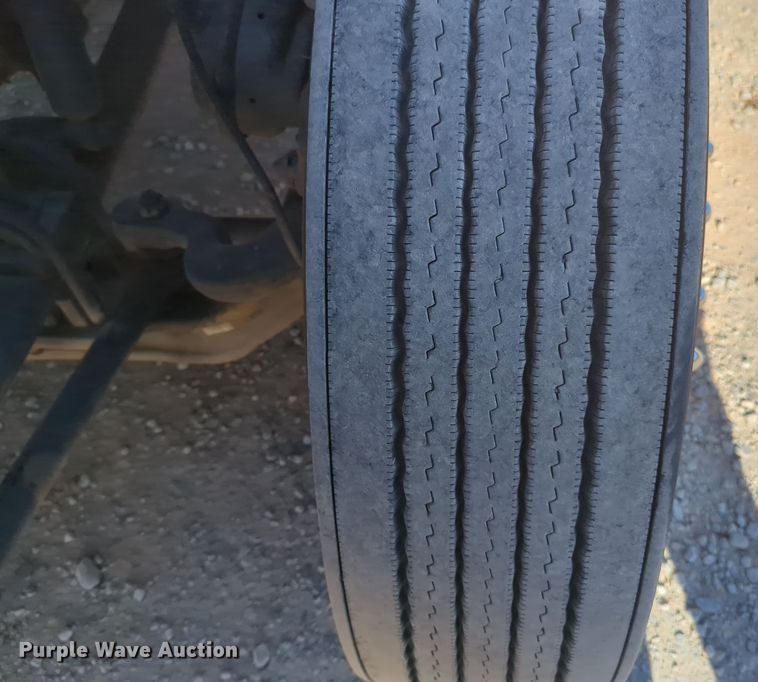 image for item OD9106 2020 Kenworth T680  semi truck