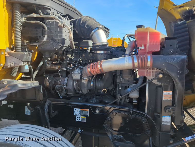 image for item OD9107 2019 Kenworth T680  semi truck