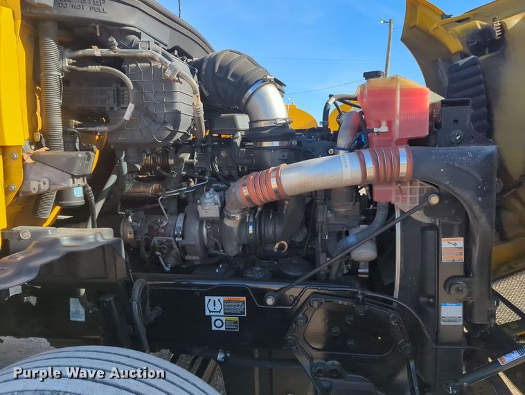 image for item OD9107 2019 Kenworth T680  semi truck