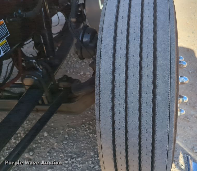 image for item OD9107 2019 Kenworth T680  semi truck