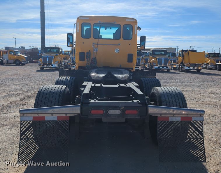 image for item OD9108 2020 Kenworth T680  semi truck