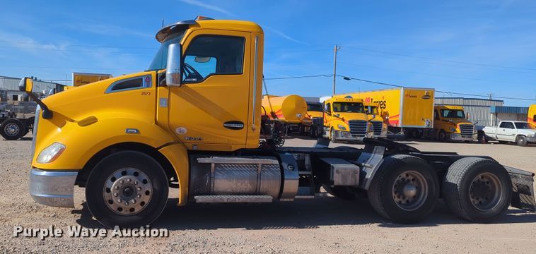 image for item OD9108 2020 Kenworth T680  semi truck