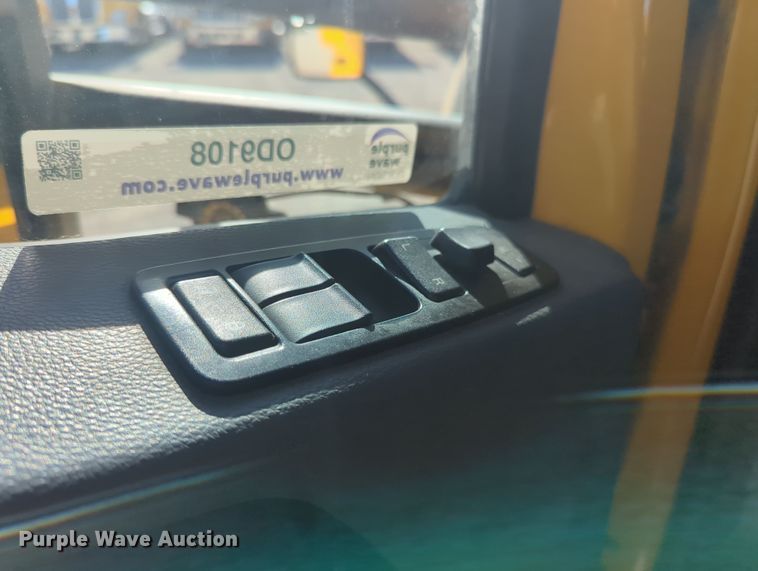 image for item OD9108 2020 Kenworth T680  semi truck