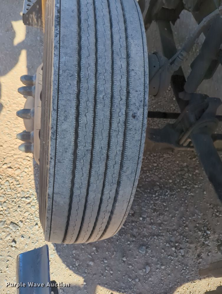 image for item OD9108 2020 Kenworth T680  semi truck