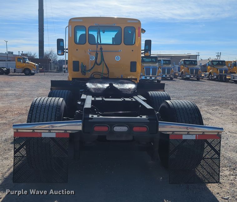 image for item OD9109 2019 Kenworth T680  semi truck