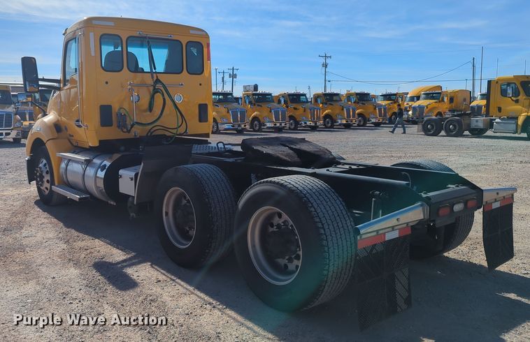 image for item OD9109 2019 Kenworth T680  semi truck