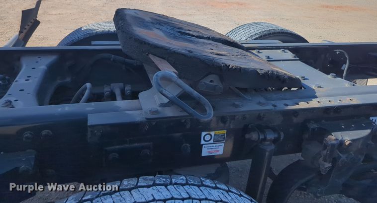 image for item OD9109 2019 Kenworth T680  semi truck