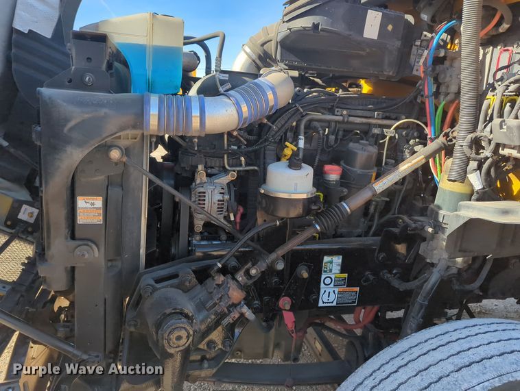 image for item OD9109 2019 Kenworth T680  semi truck