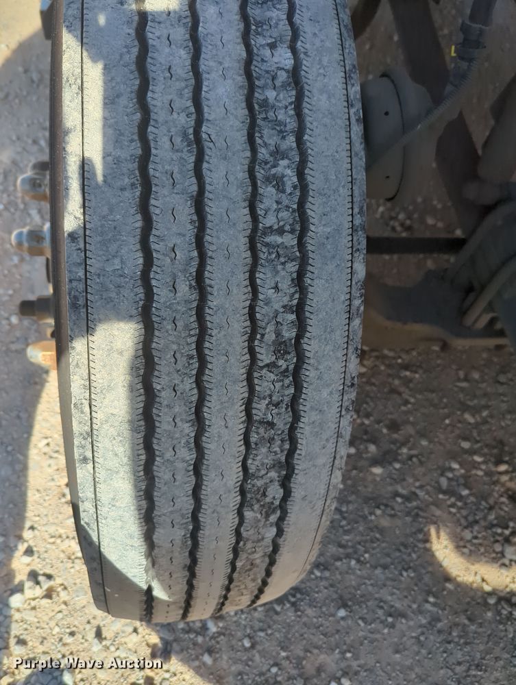 image for item OD9109 2019 Kenworth T680  semi truck