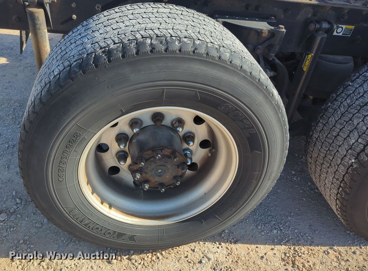 image for item OD9109 2019 Kenworth T680  semi truck