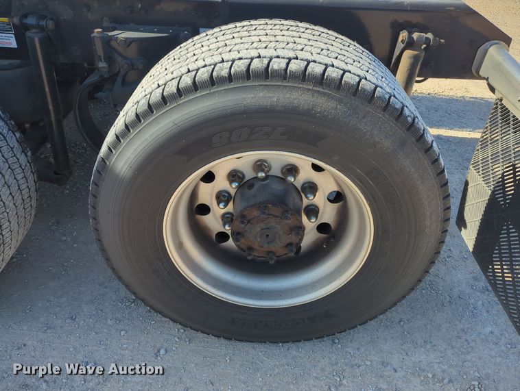 image for item OD9109 2019 Kenworth T680  semi truck