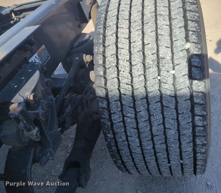 image for item OD9109 2019 Kenworth T680  semi truck