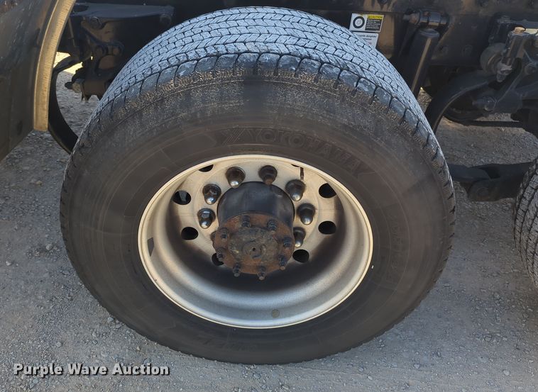 image for item OD9109 2019 Kenworth T680  semi truck