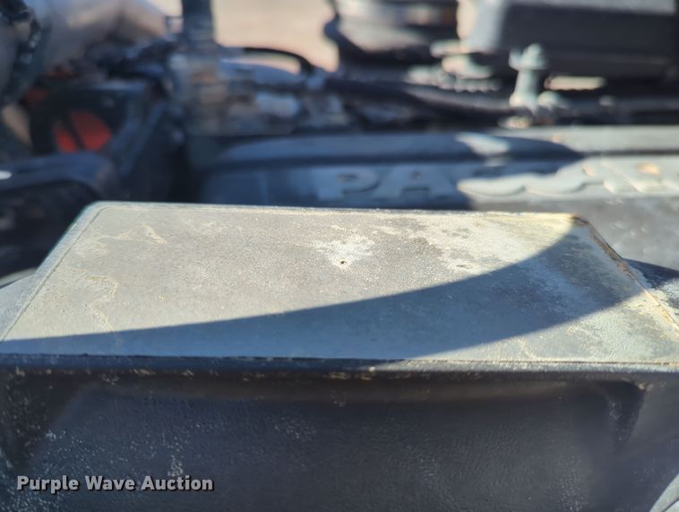 image for item OD9110 2020 Kenworth T680  semi truck