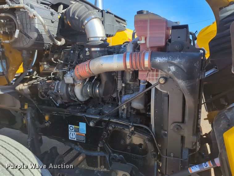 image for item OD9110 2020 Kenworth T680  semi truck