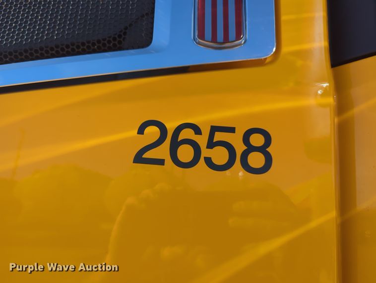 image for item OD9110 2020 Kenworth T680  semi truck