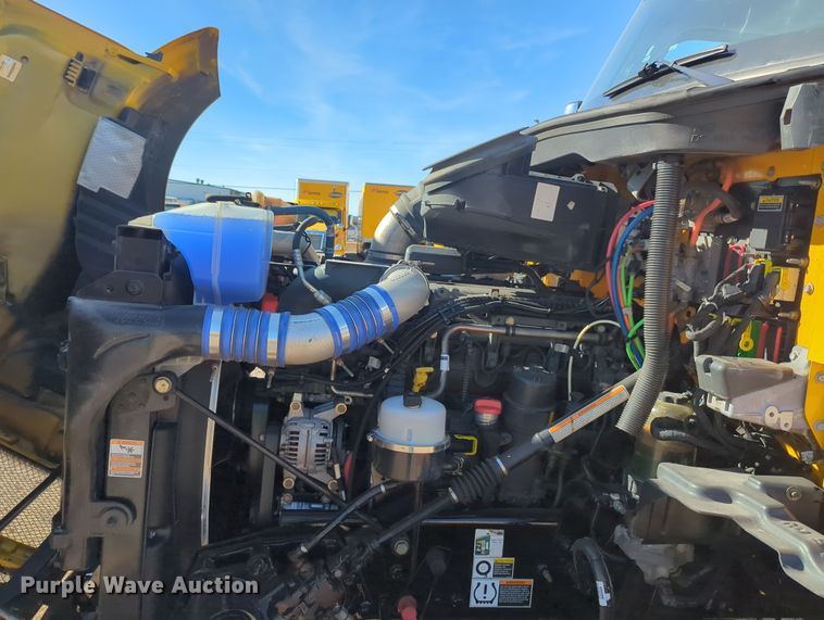 image for item OD9112 2020 Kenworth T680  semi truck