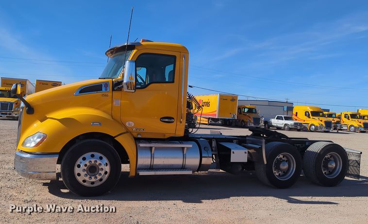 image for item OD9114 2019 Kenworth T680  semi truck