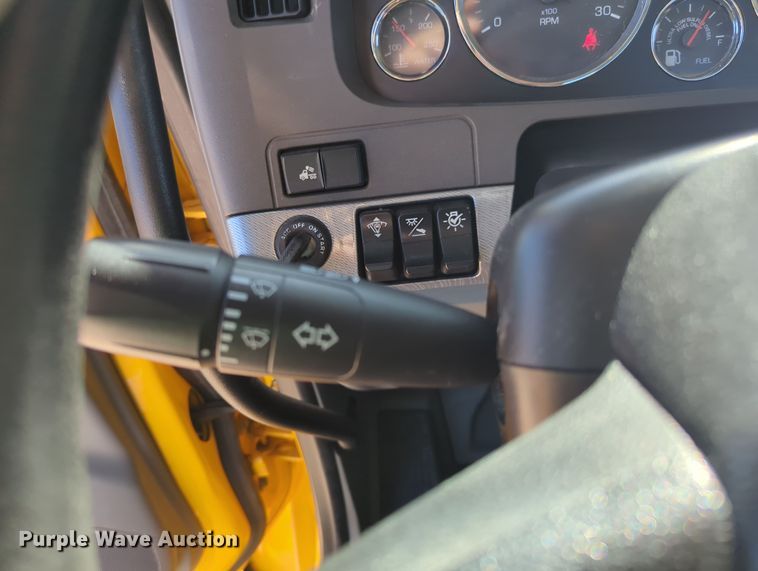 image for item OD9114 2019 Kenworth T680  semi truck