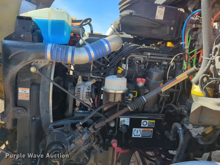 image for item OD9114 2019 Kenworth T680  semi truck