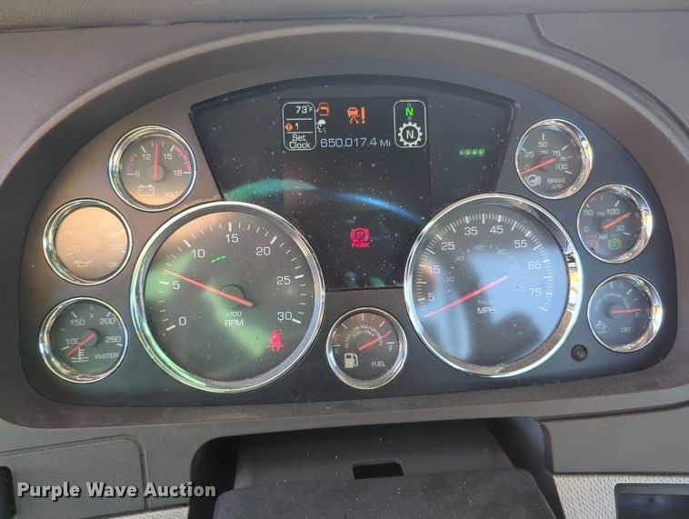 image for item OD9116 2019 Kenworth T680  semi truck