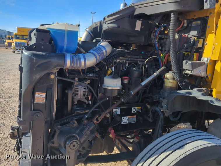 image for item OD9116 2019 Kenworth T680  semi truck