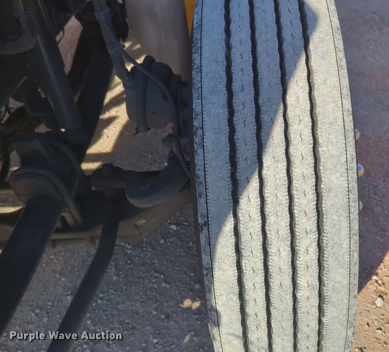 image for item OD9116 2019 Kenworth T680  semi truck