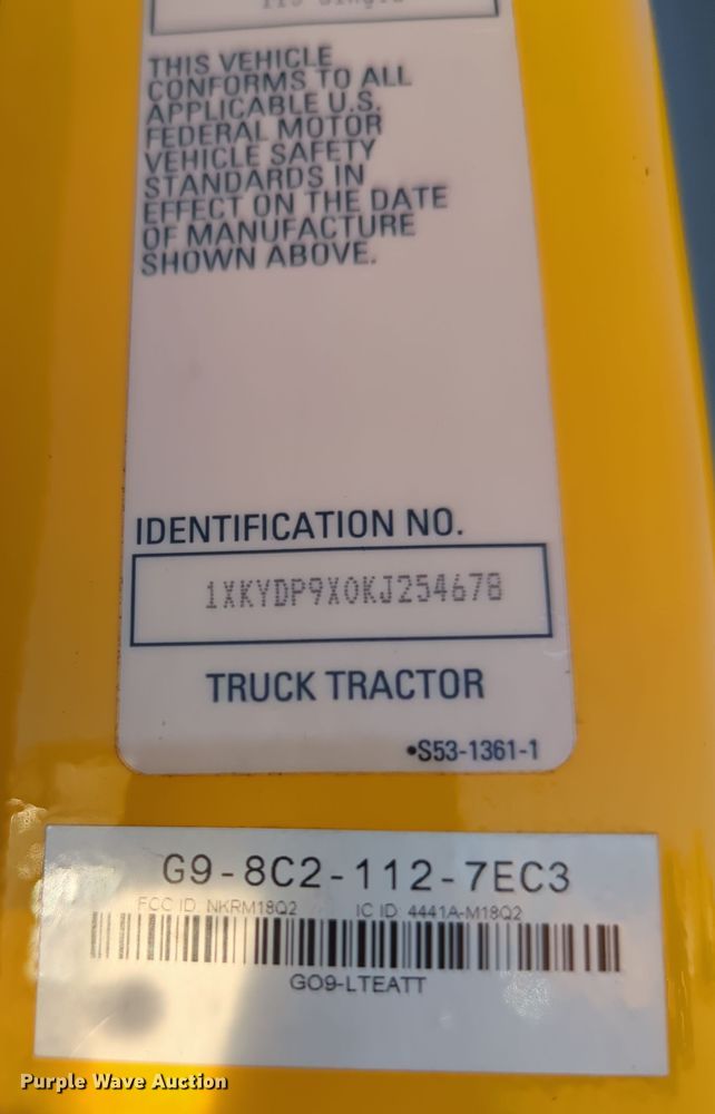 image for item OD9117 2019 Kenworth T680 semi truck