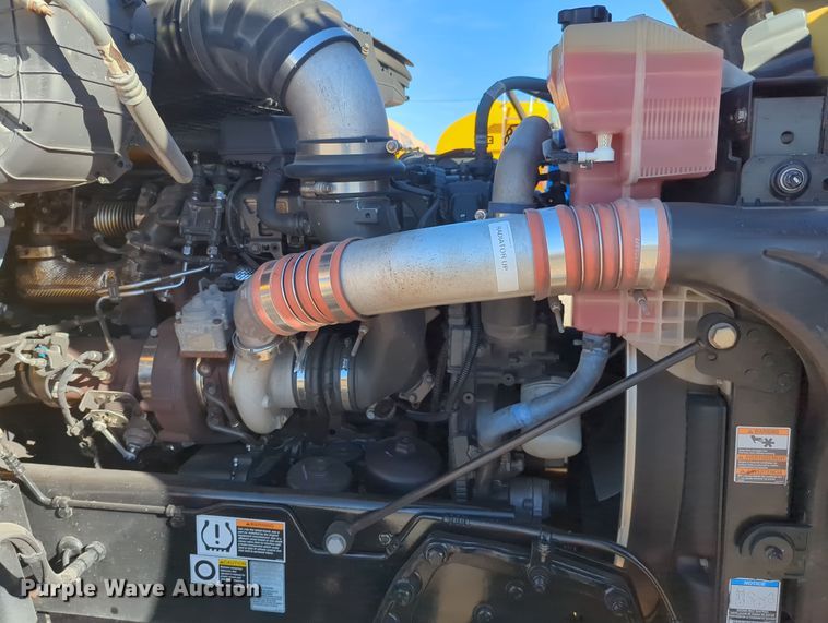 image for item OD9118 2019 Kenworth T680  semi truck