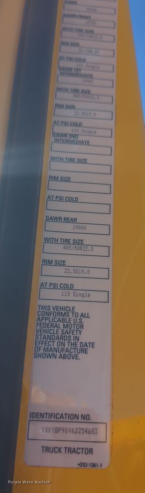 image for item OD9118 2019 Kenworth T680  semi truck