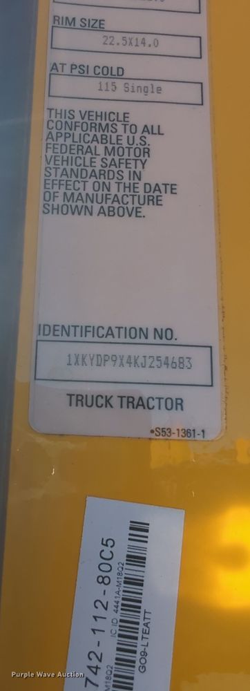 image for item OD9118 2019 Kenworth T680  semi truck