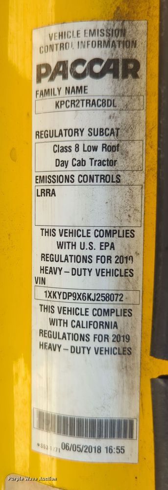 image for item OD9120 2019 Kenworth T680  semi truck