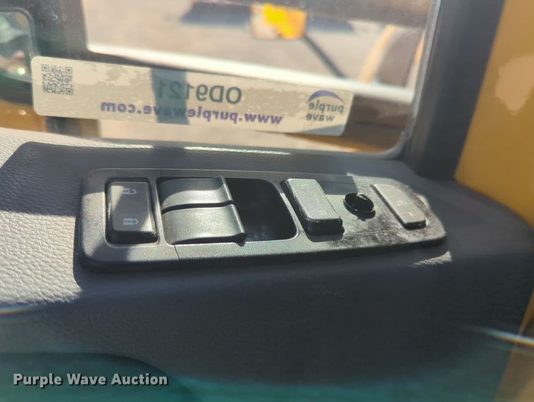 image for item OD9121 2020 Kenworth T680  semi truck