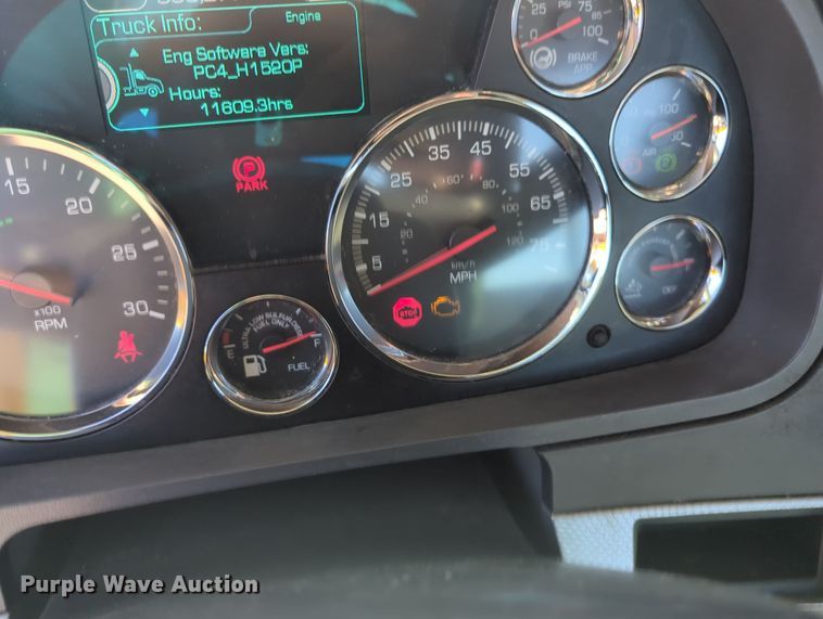 image for item OD9121 2020 Kenworth T680  semi truck