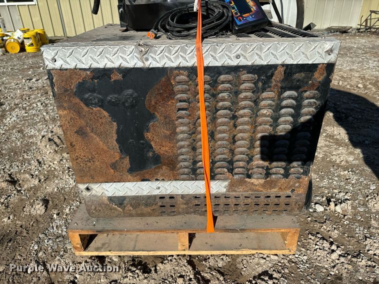 image for item OD9847 Tridako PowerCube  truck auxiliary power unit